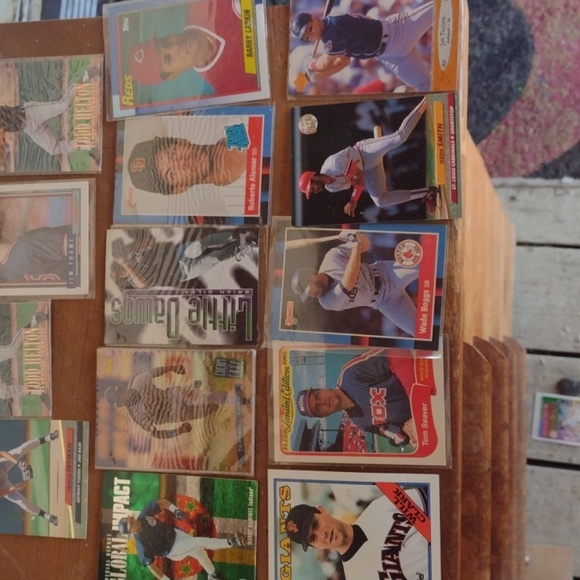 Assorted Baseball Trading Cards Collection - Picture 2 of 3